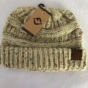 Beanie with tags
